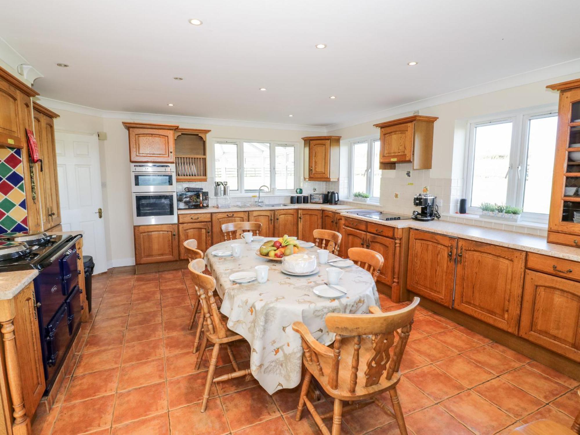Tixall Manor Farm สแตฟฟอร์ด ภายนอก รูปภาพ